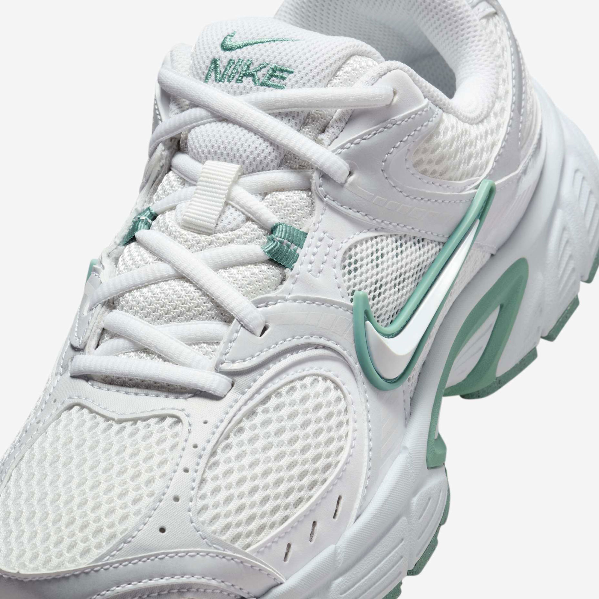 Nike V5 RNR Kadın Günlük Spor Ayakkabı