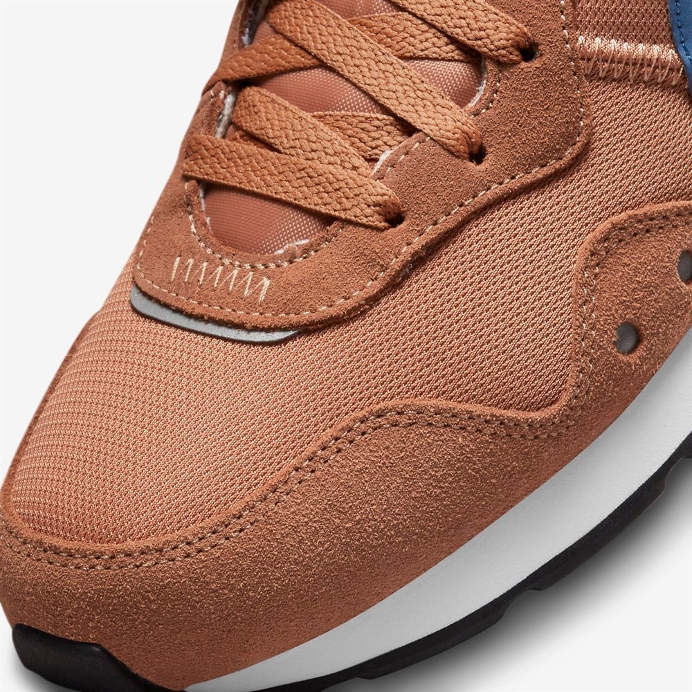 Nike Venture Runner Erkek Günlük Spor Ayakkabı