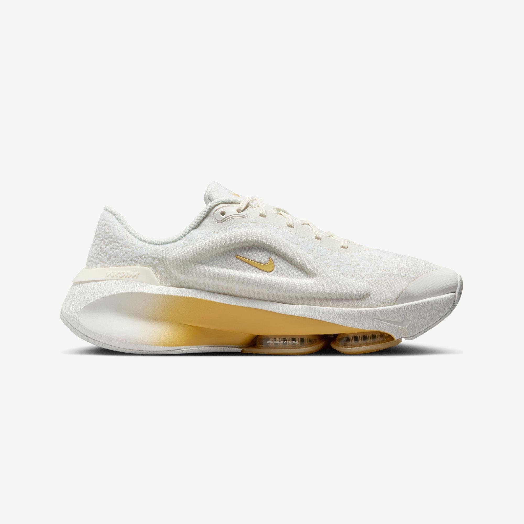 Nike Versair Kadın Antrenman Ayakkabısı - Görsel 2