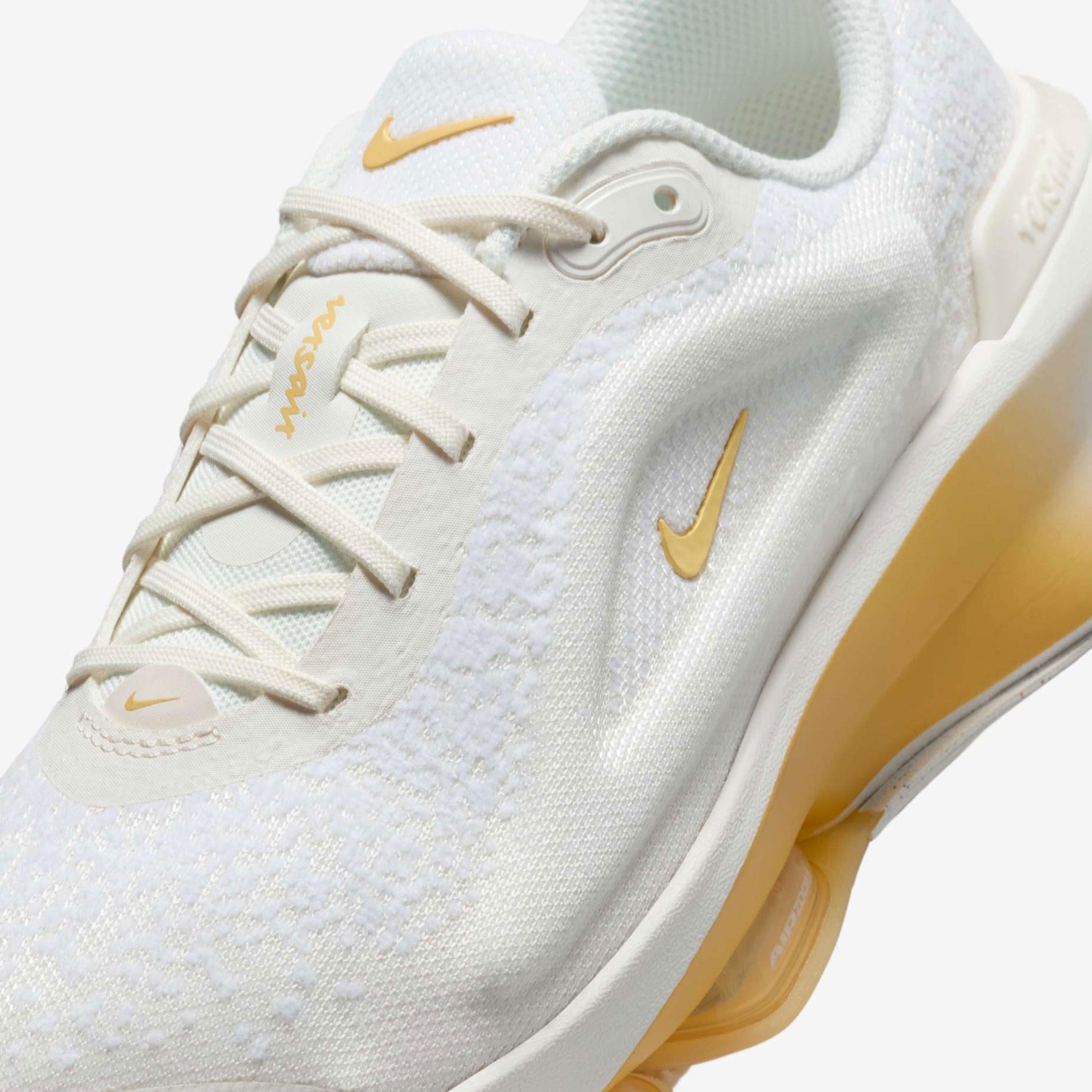 Nike Versair Kadın Antrenman Ayakkabısı