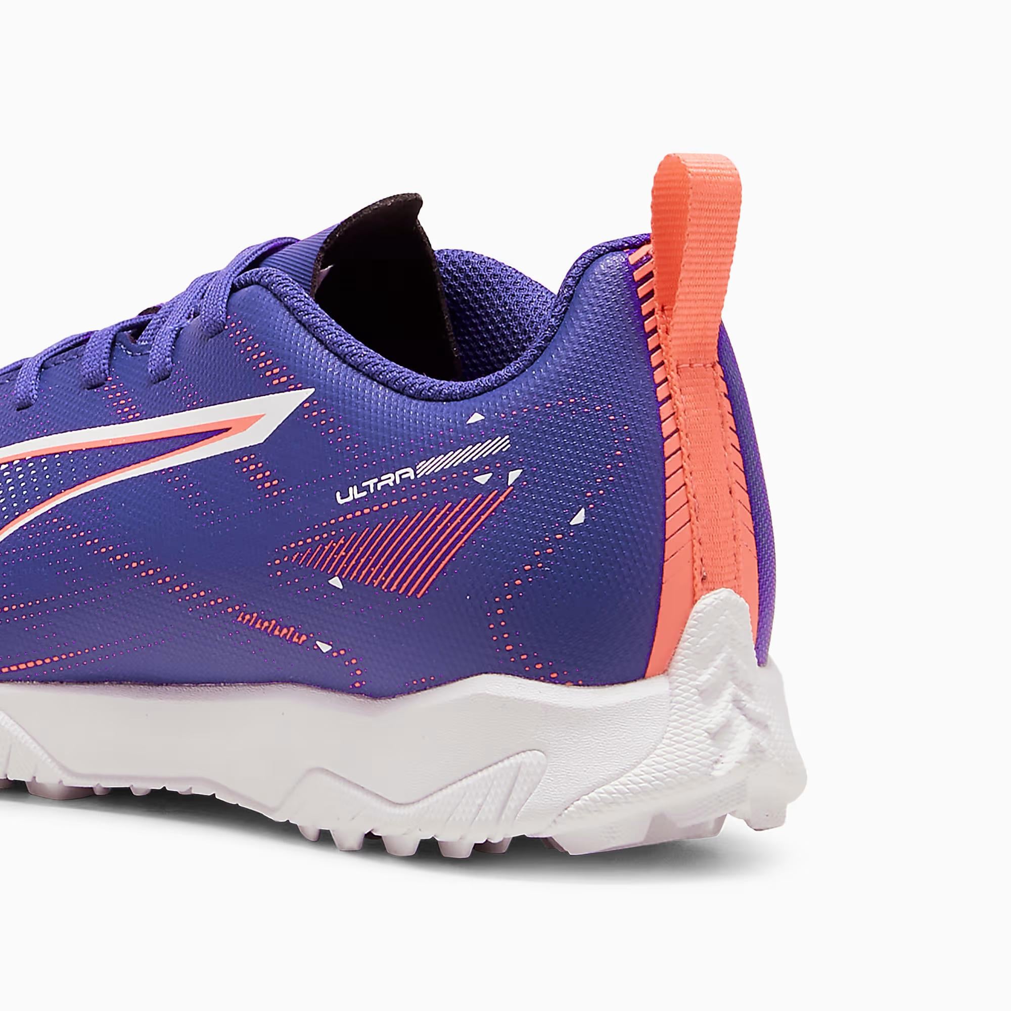 Puma Ultra 5 Play TF Halı Saha Ayakkabısı