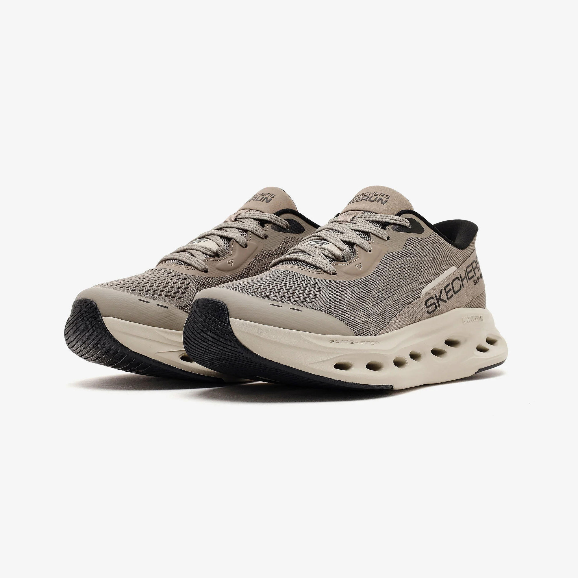 Skechers Bej Skechers Max Cushioning Koşu Ayakkabısı GLIDE-STEP