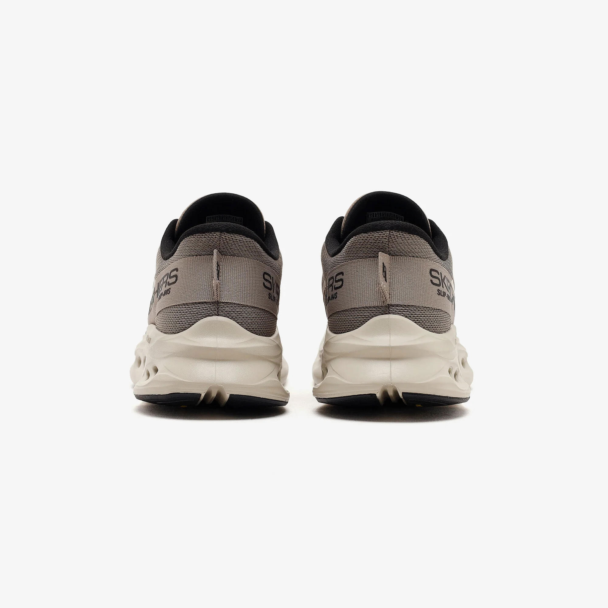 Skechers Bej Skechers Max Cushioning Koşu Ayakkabısı GLIDE-STEP