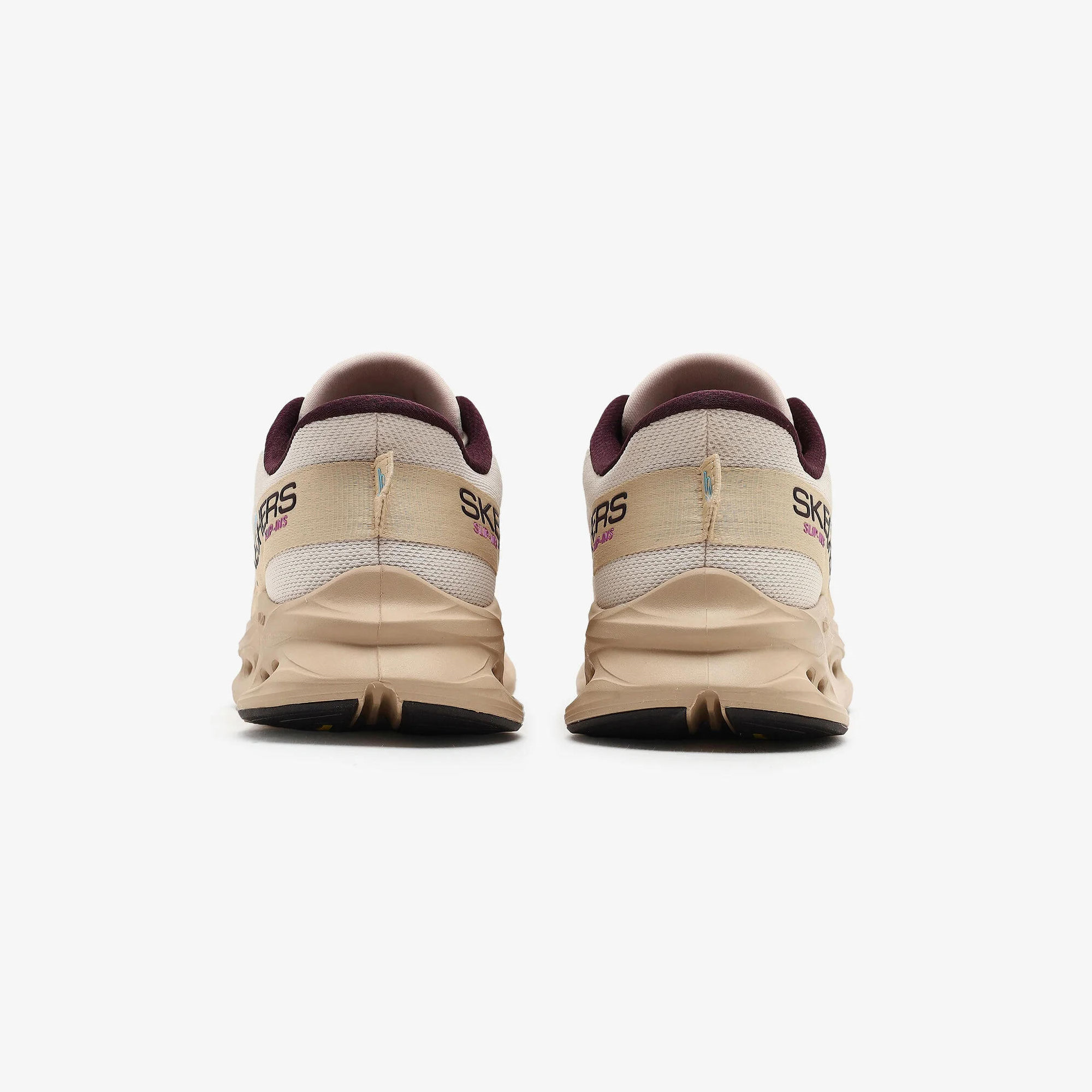 Skechers Bej Skechers Max Cushioning Kadın Koşu Ayakkabısı