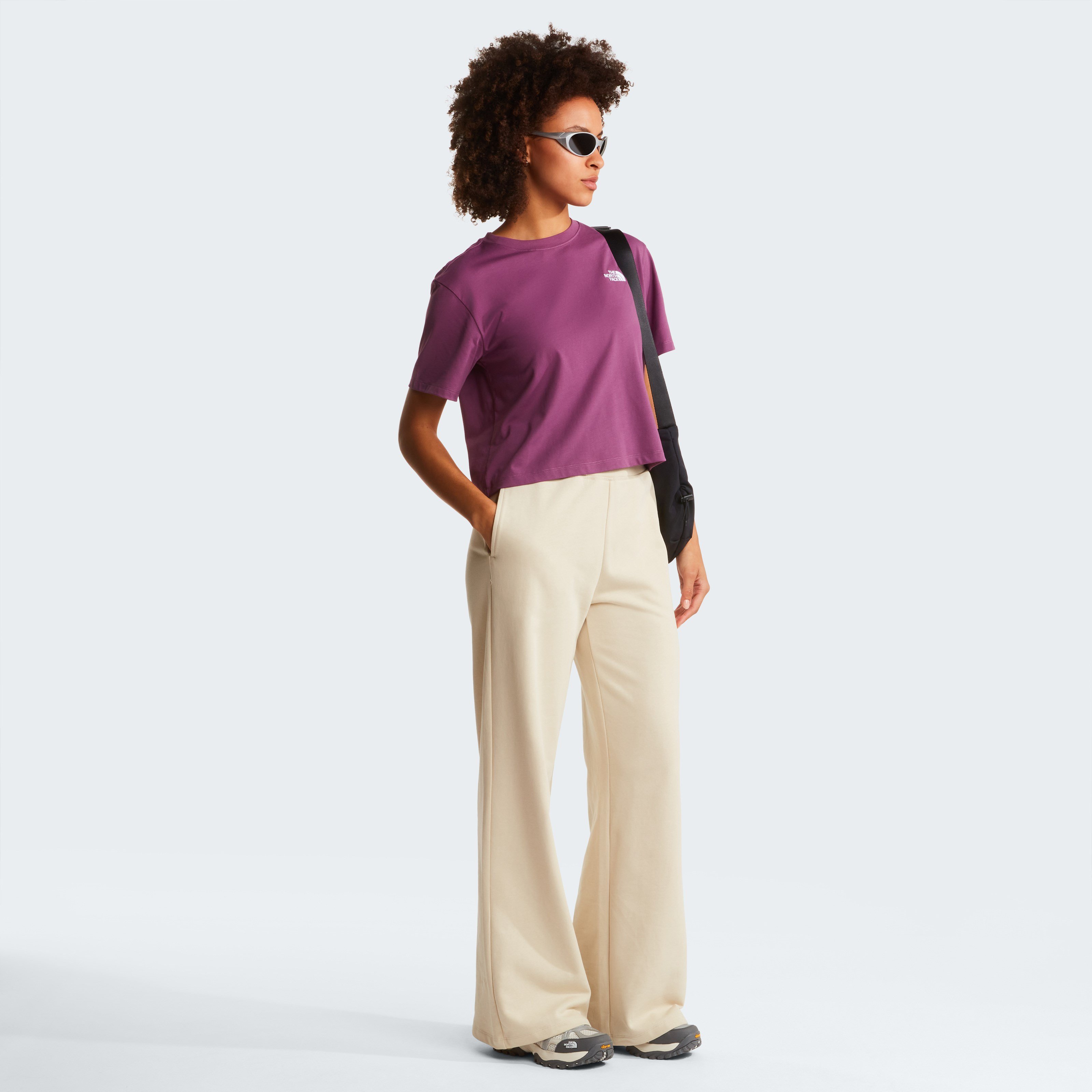 The North Face Evolution Simple Dome Crop Rlx SS Kadın Tişört
