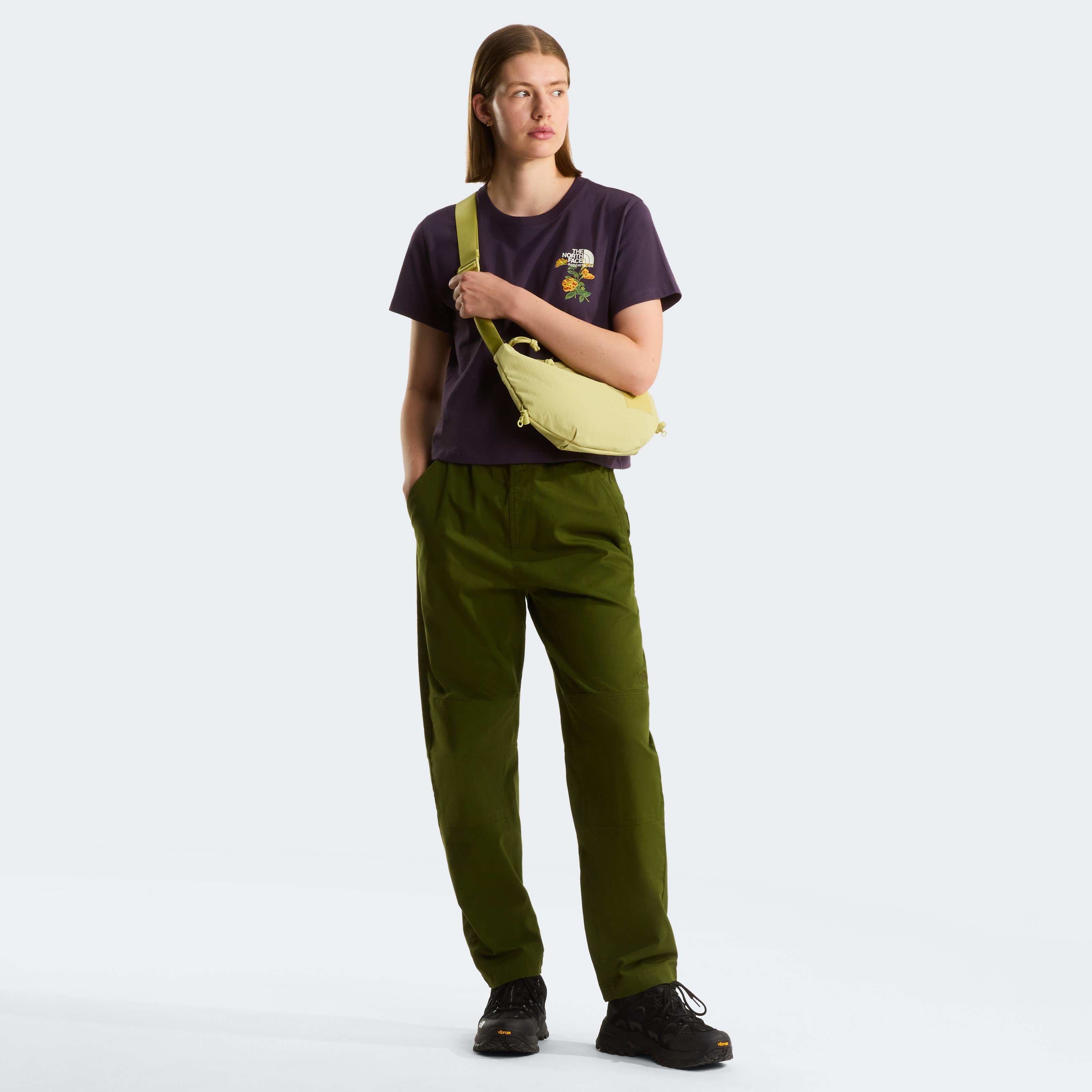The North Face Flora Embroidered Regular Graphic Kadın Tişört