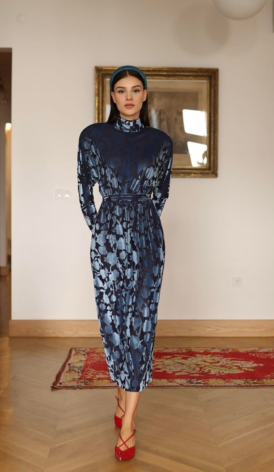 “Handan” Mavi Devore