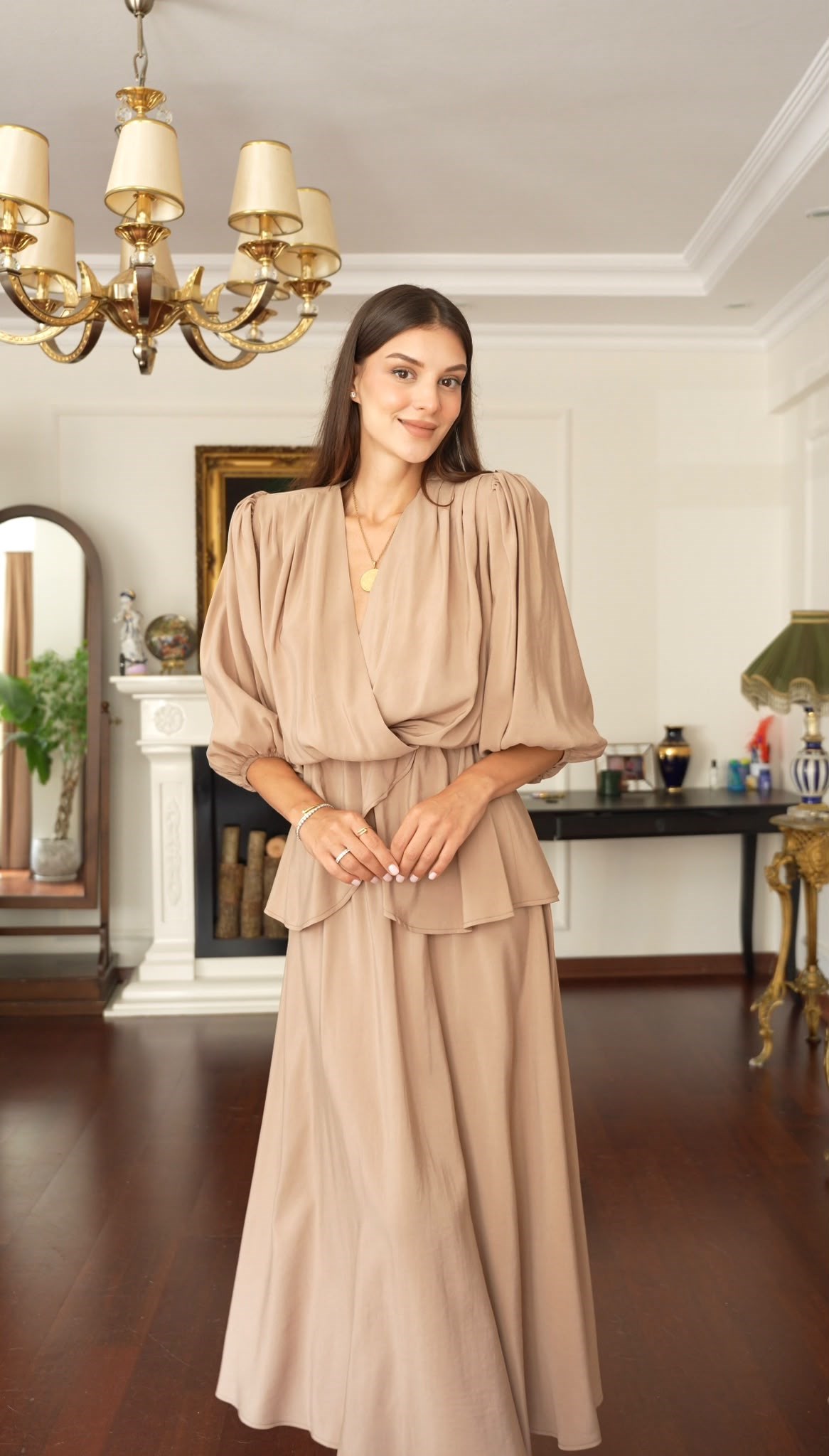 Bej Peplum Takım