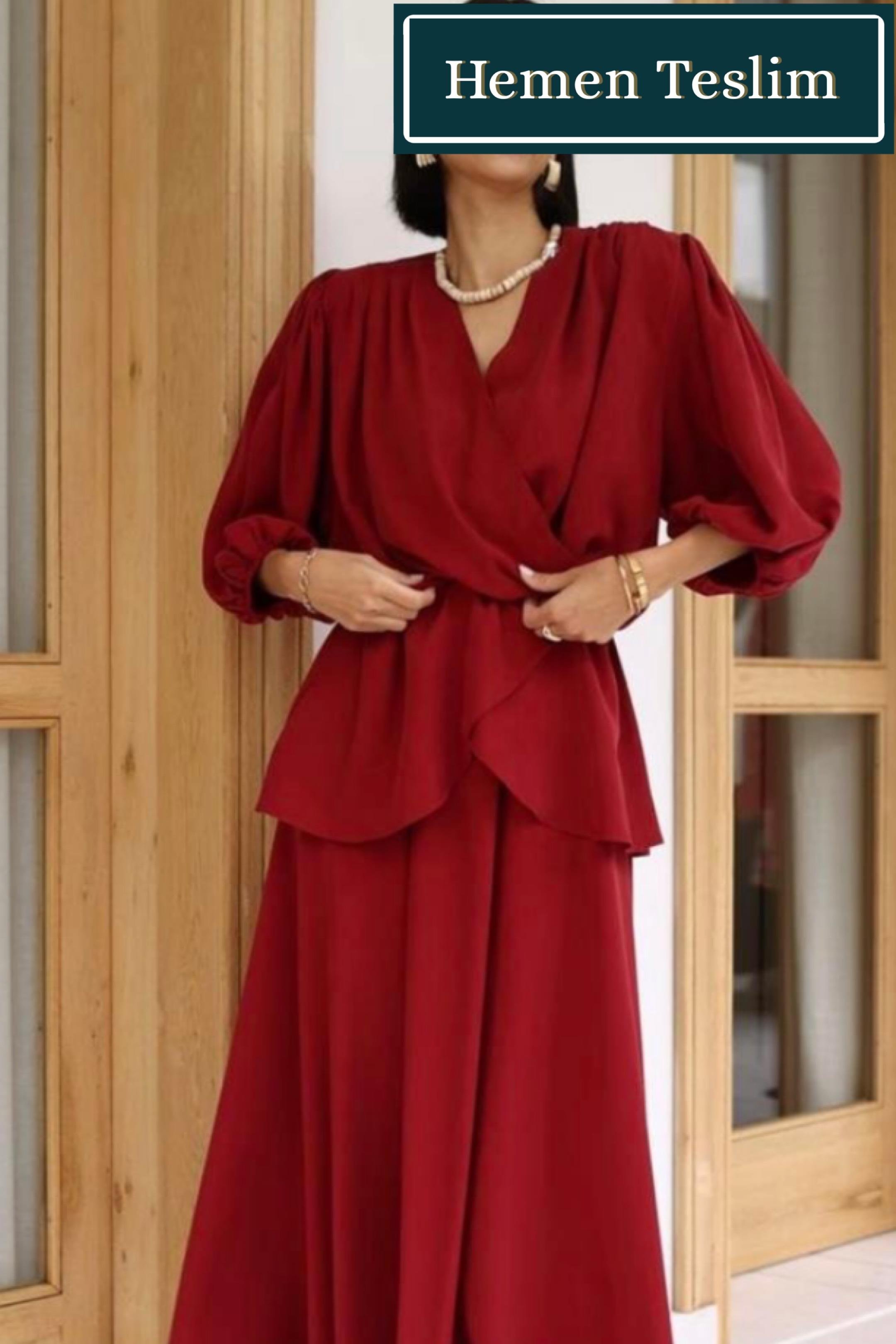 Cherry  Peplum Takım 