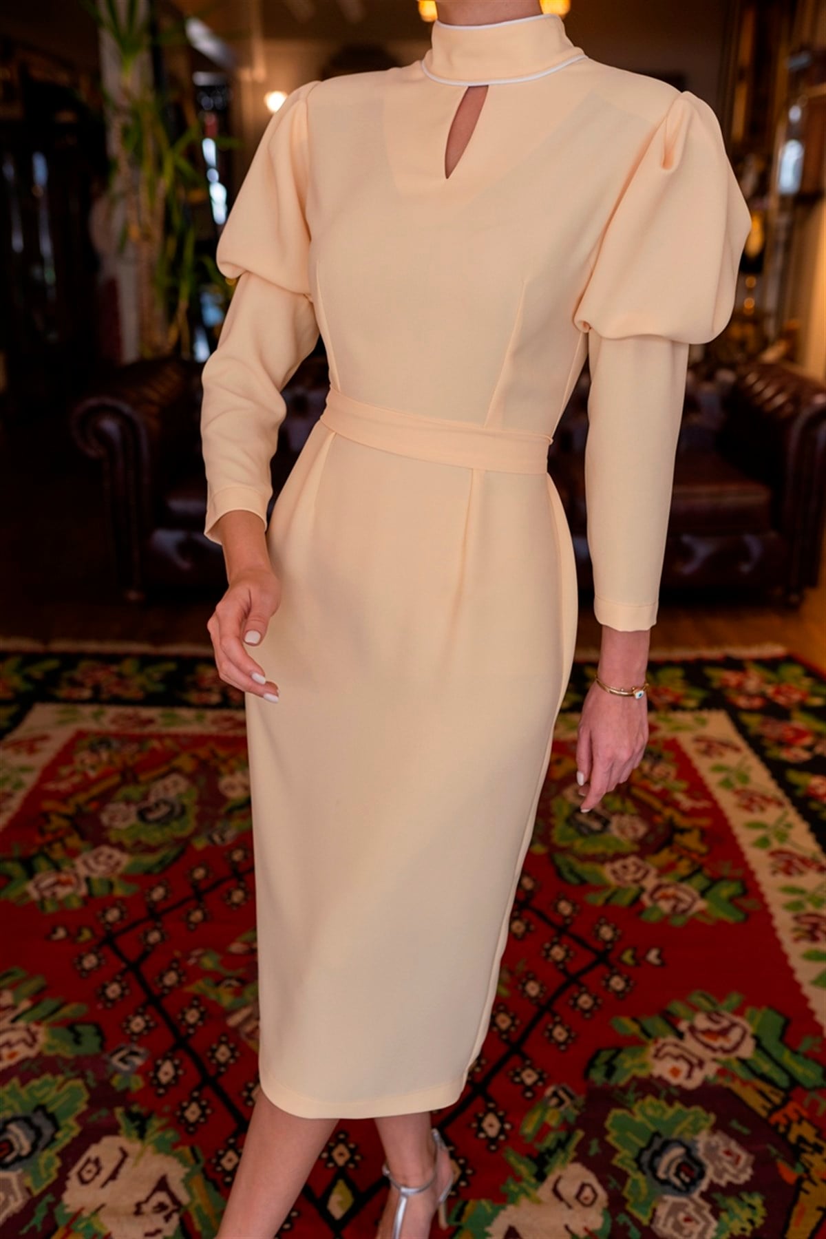 ELIZABETH