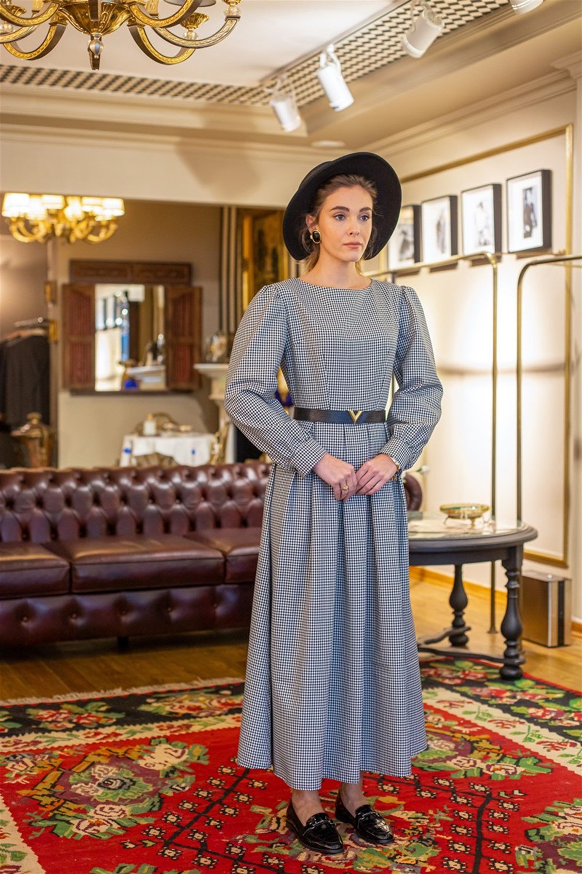 KATE SİYAH BEYAZ DAMALI