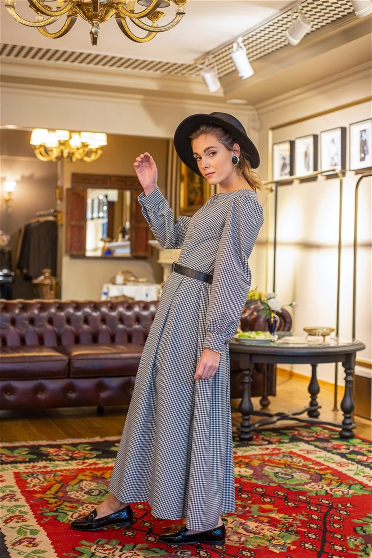 KATE SİYAH BEYAZ DAMALI