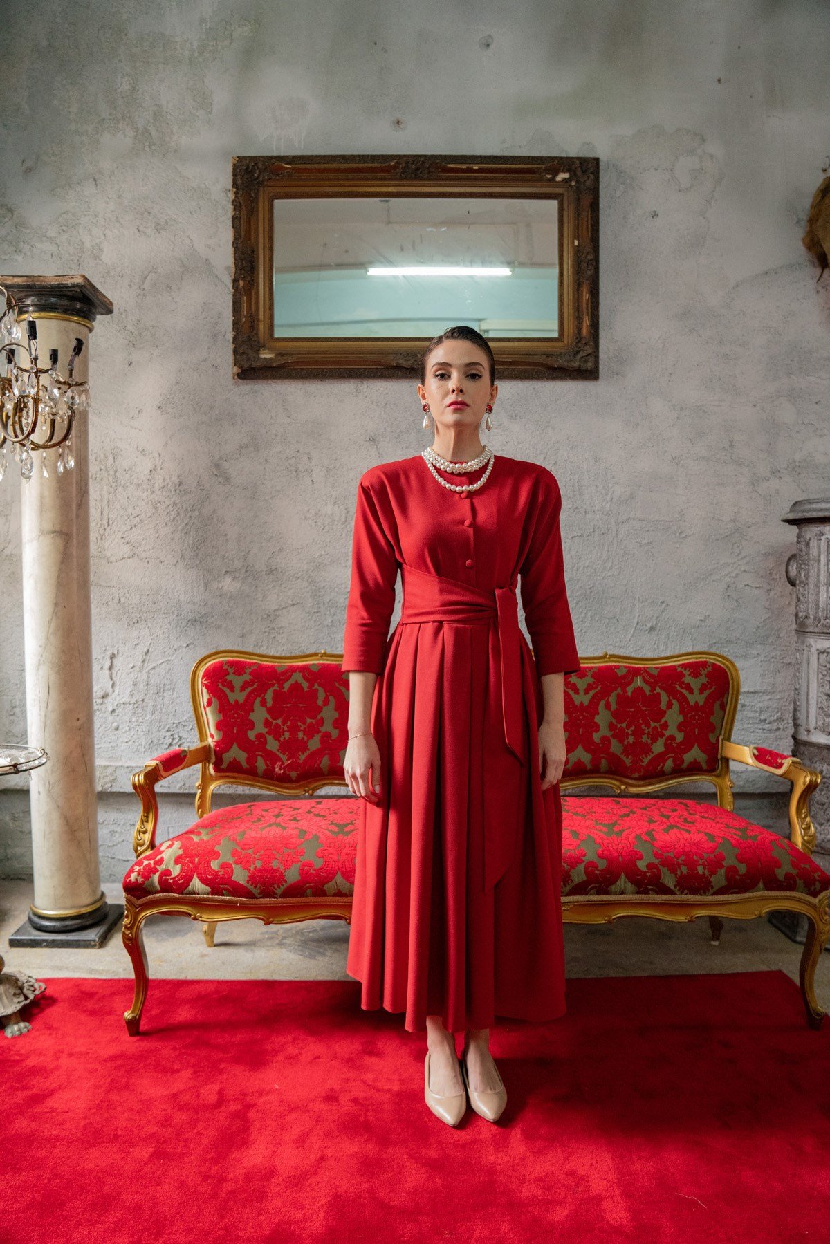 LADY IN RED
