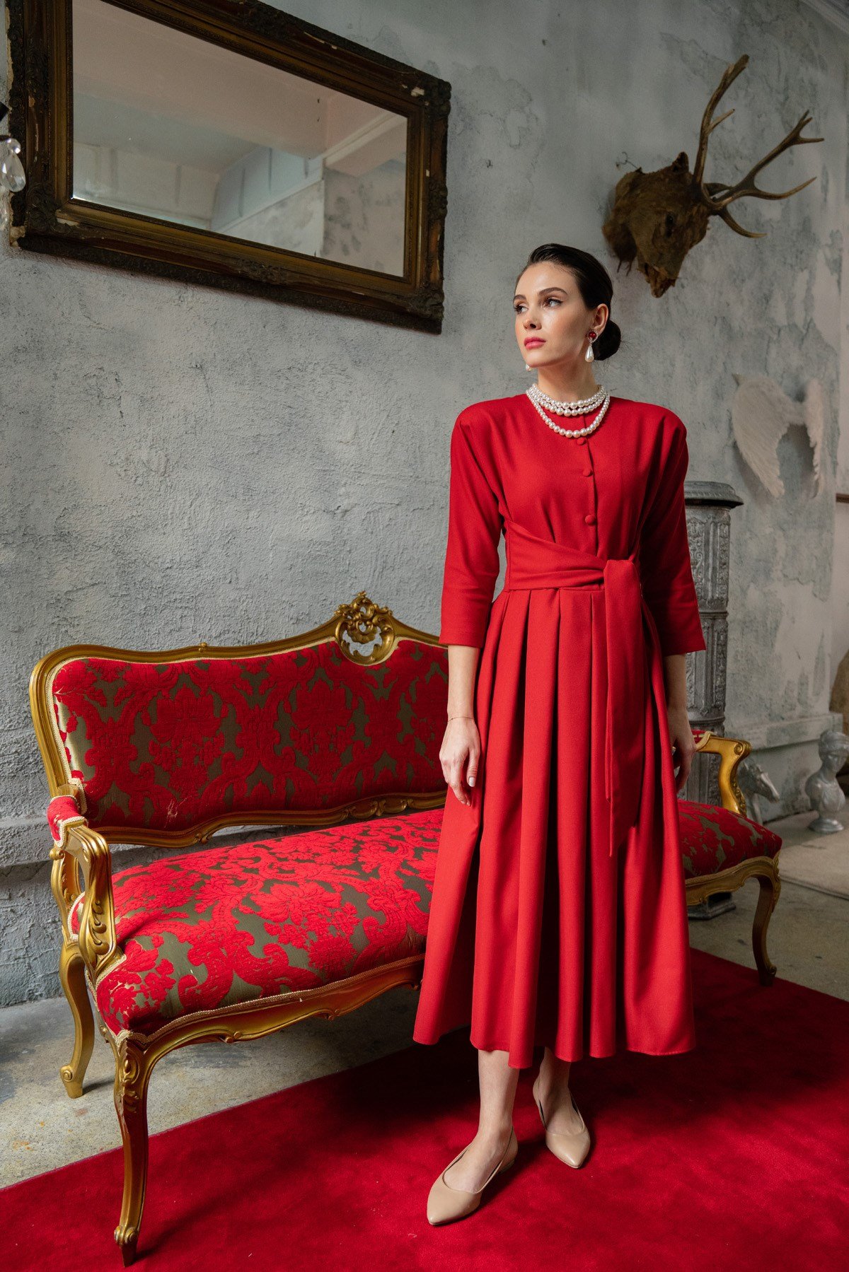 LADY IN RED