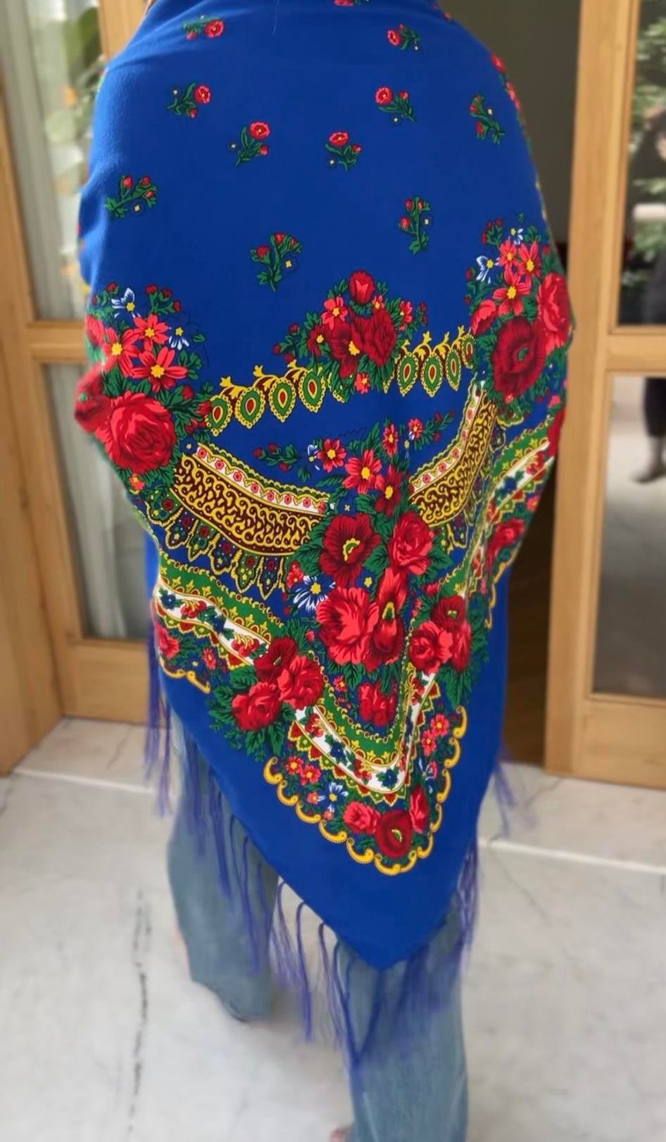 Pavlova İvanka Mavi Şal