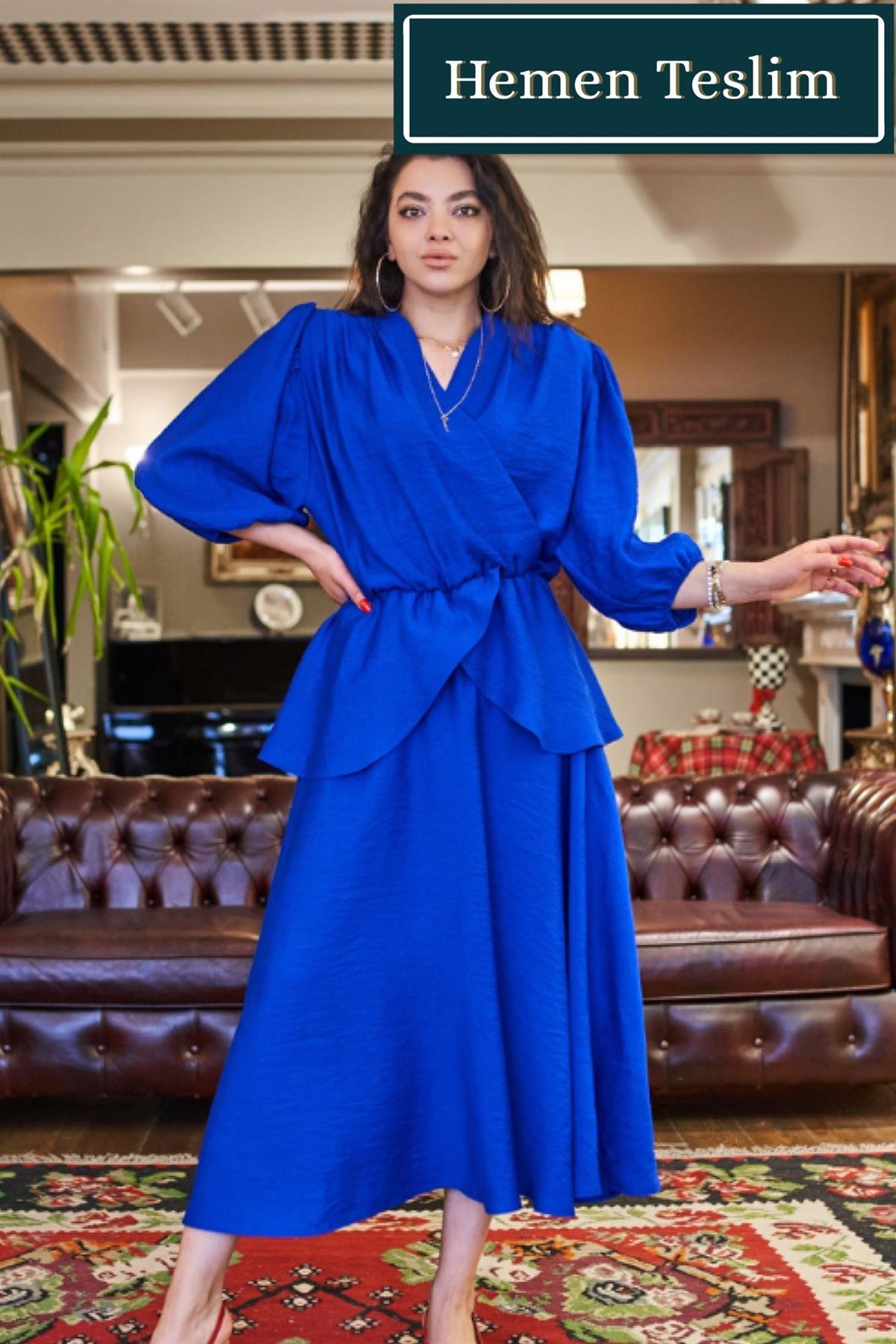 Saks Mavisi Peplum Takım