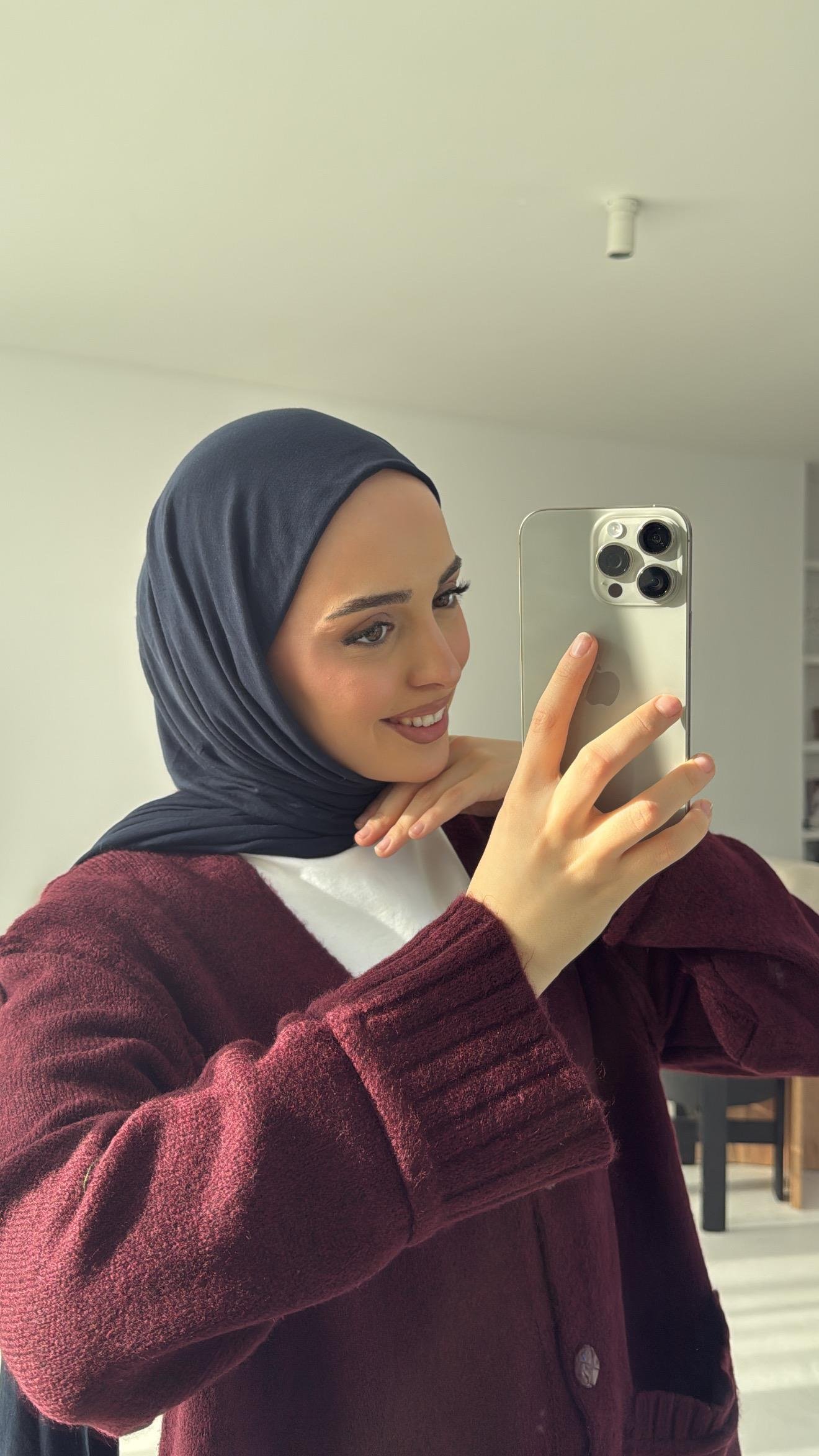 5 Düğmeli Cepli Triko Hırka Bordo