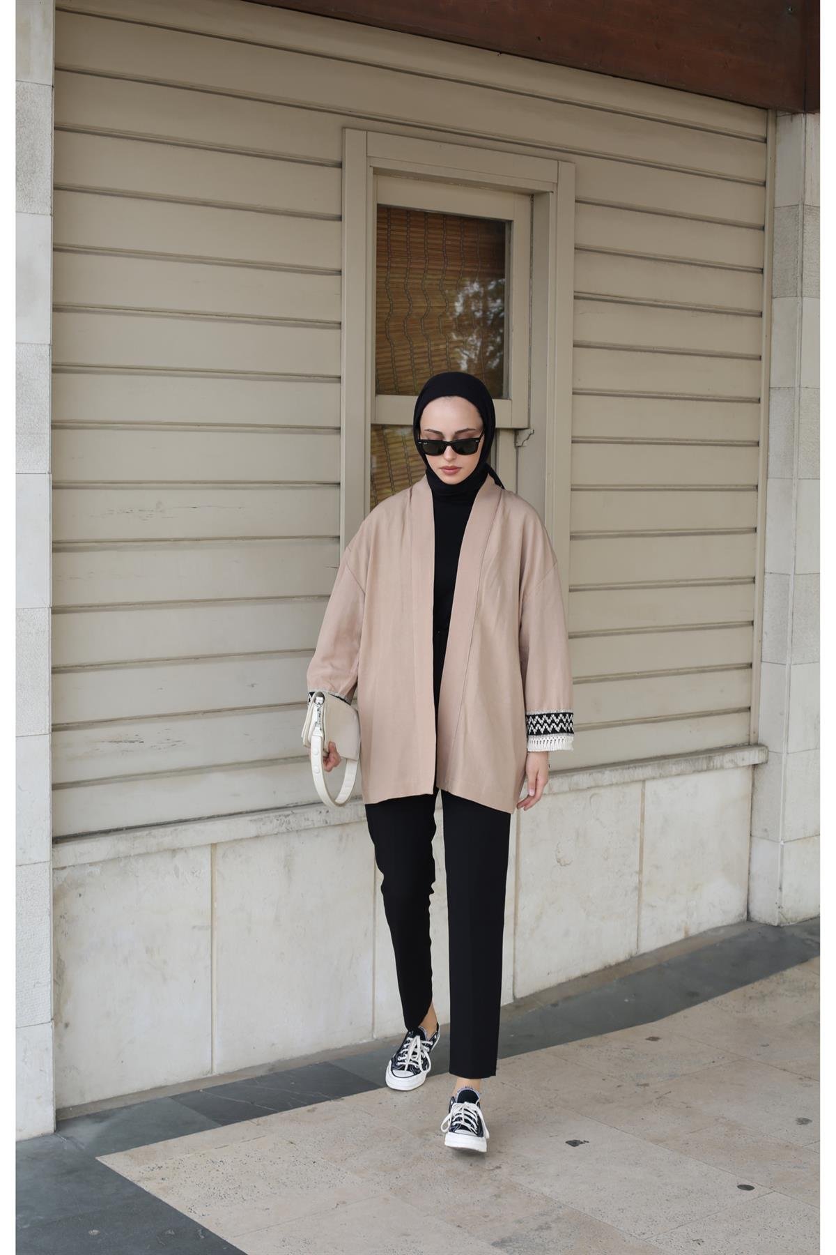 Keten Detaylı Kimono