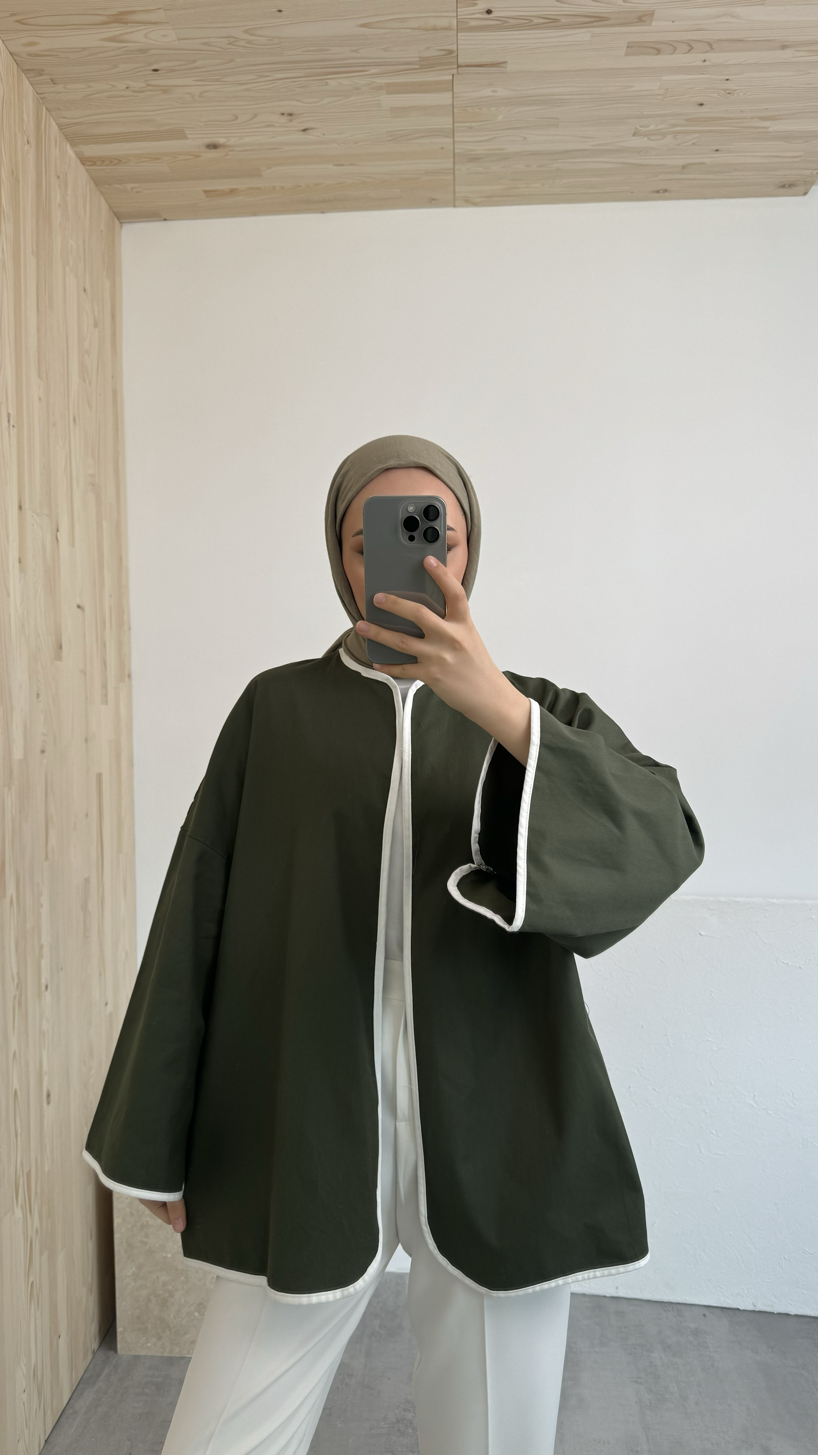 Seyyar Kemerli Kimono 