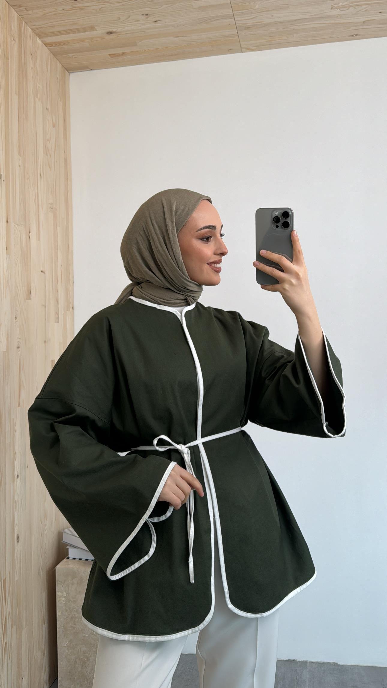 Seyyar Kemerli Kimono 