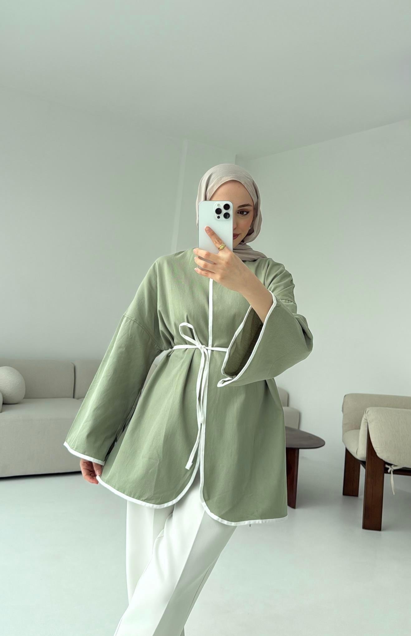 Seyyar Kemerli Kimono Çağla