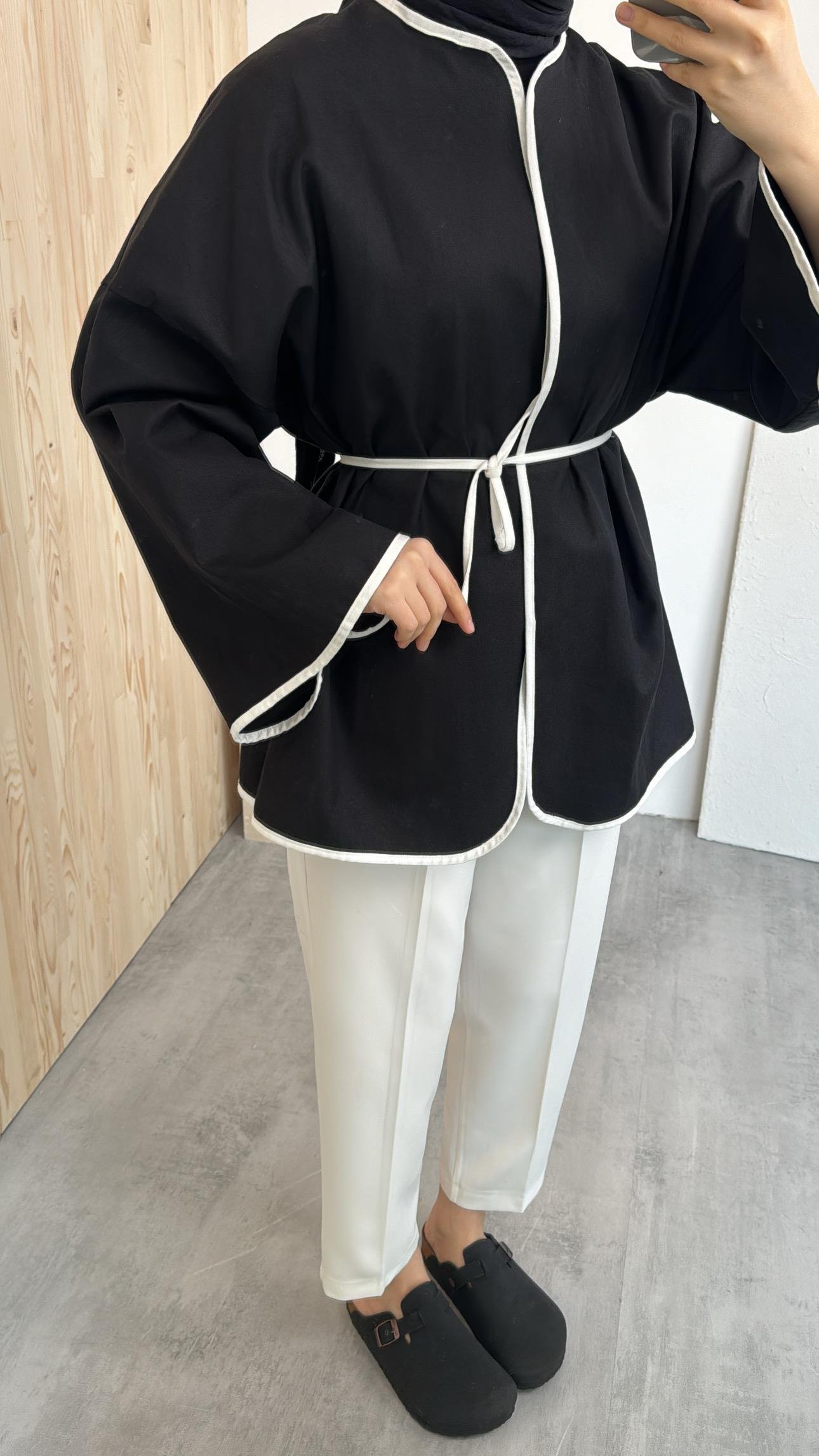 Seyyar Kemerli Kimono Siyah