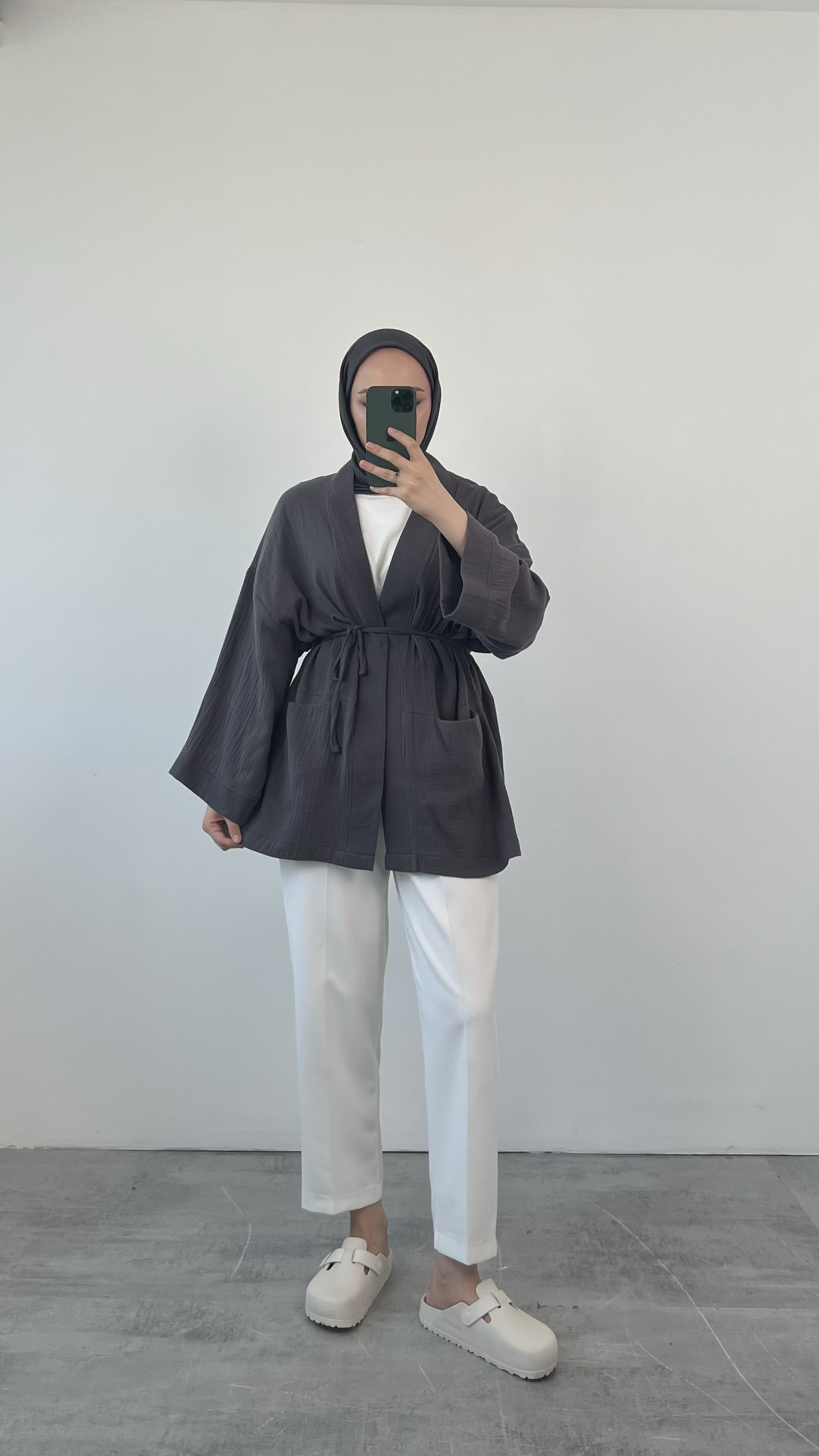 Seyyar Kemerli Müslin Kimono Antrasit