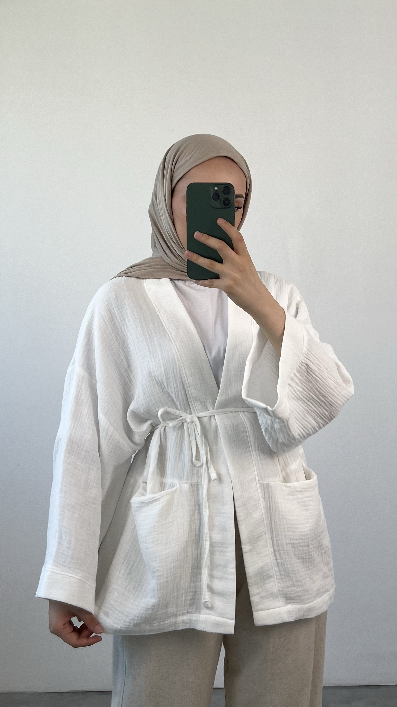 Seyyar Kemerli Müslin Kimono Beyaz