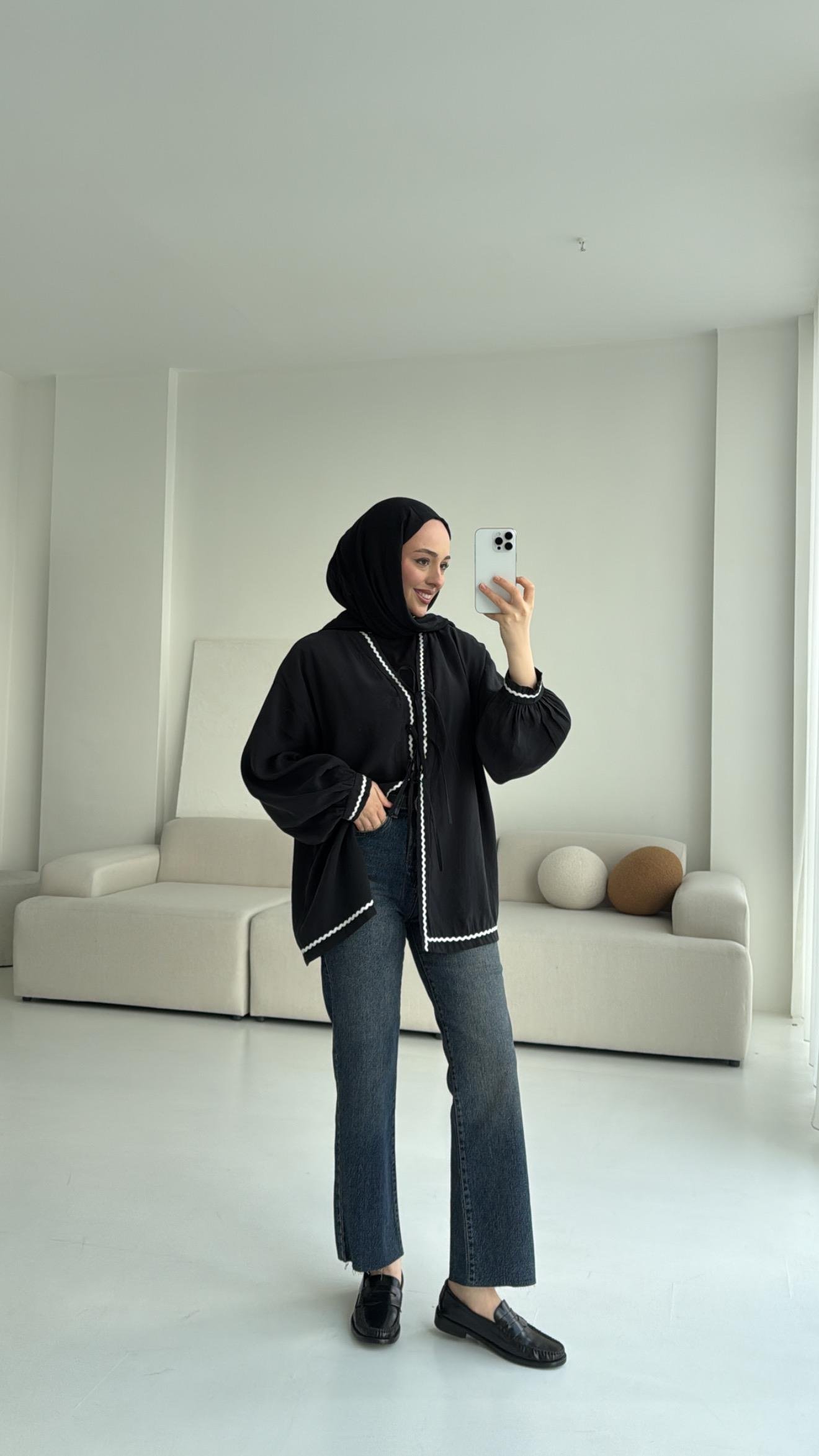 Siyah Bağlamalı Dantel Detay Kimono 