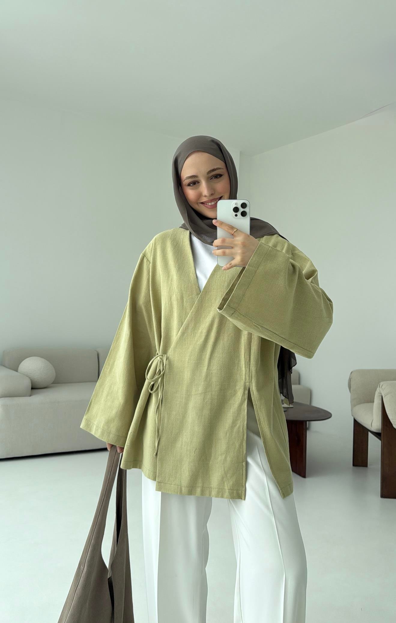 Yağ Yeşili Yırtmaç Detay Keten Kimono
