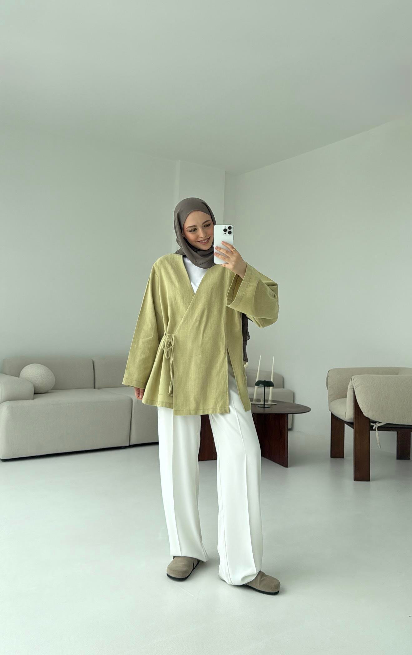 Yağ Yeşili Yırtmaç Detay Keten Kimono