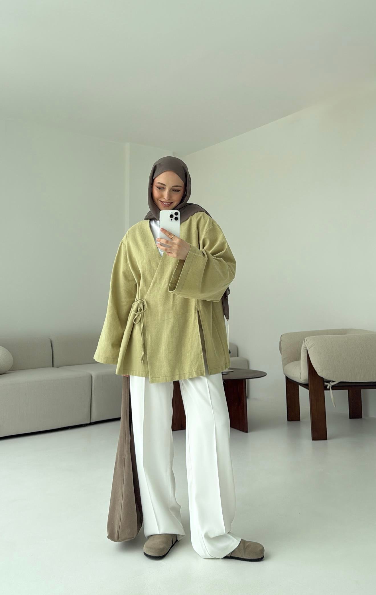 Yağ Yeşili Yırtmaç Detay Keten Kimono