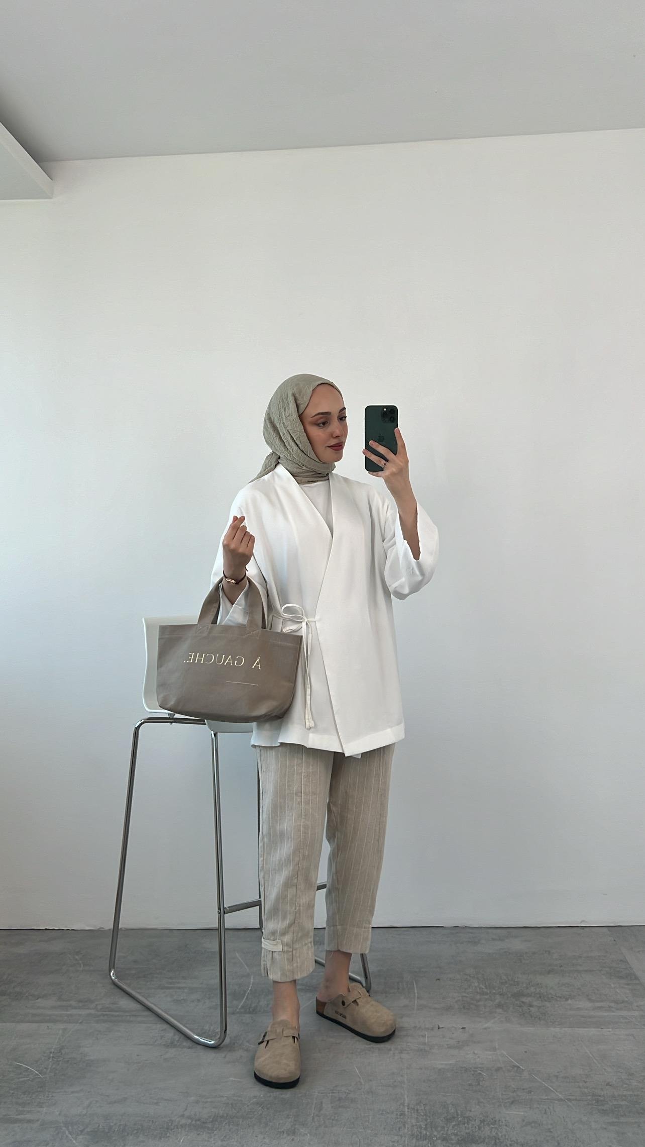 Yazlık Kumaş Yandan Bağlamalı Beyaz
