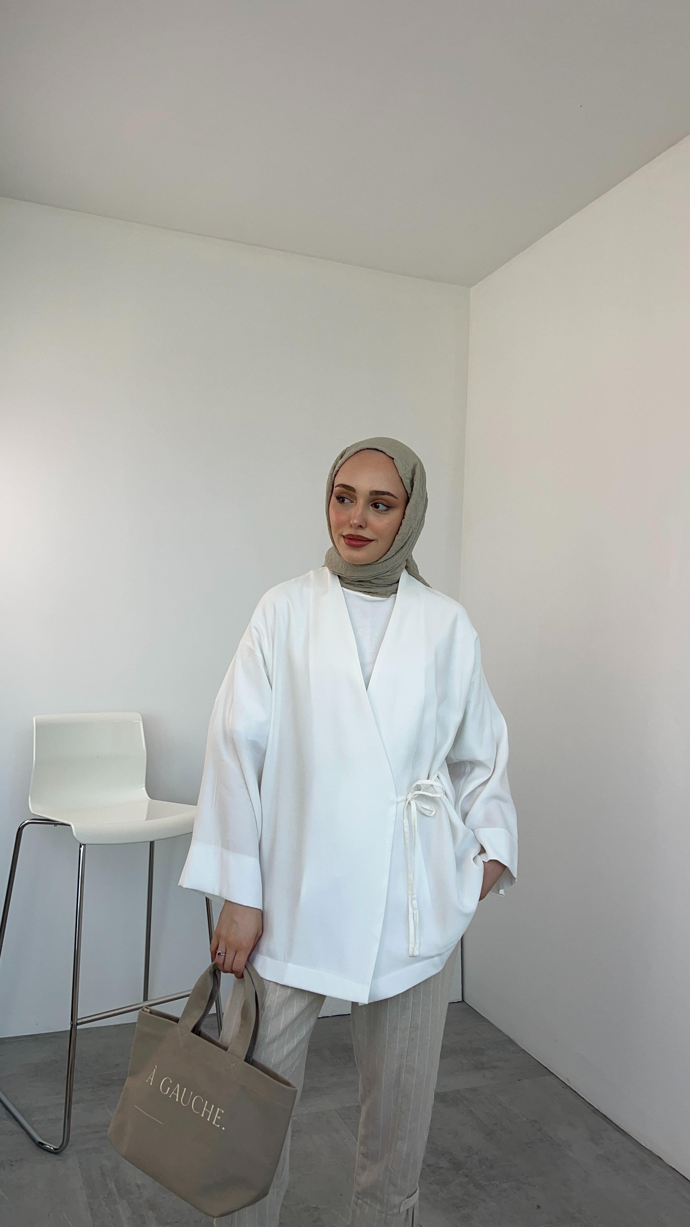 Yazlık Kumaş Yandan Bağlamalı Beyaz
