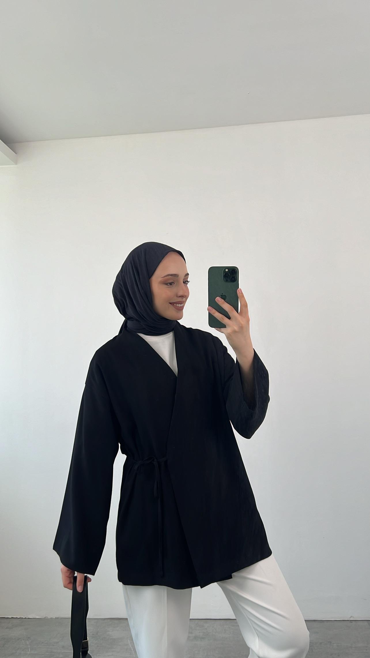 Yazlık Kumaş Yandan Bağlamalı Kimono Siyah