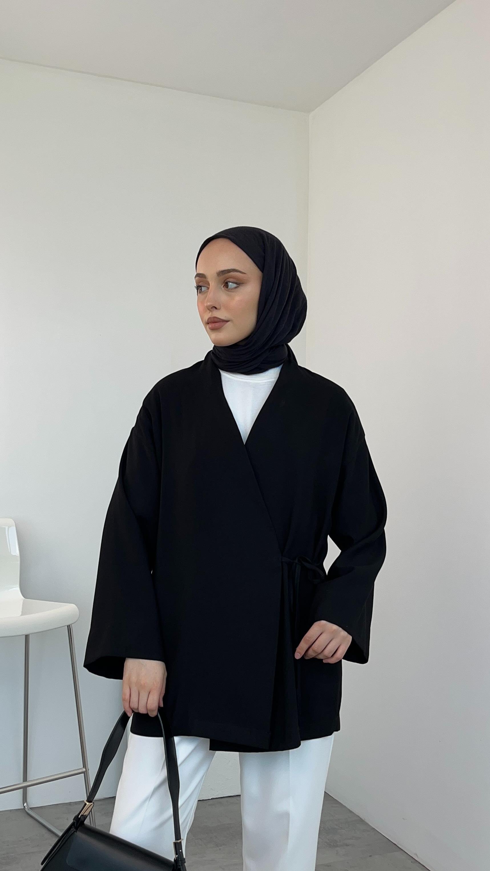 Yazlık Kumaş Yandan Bağlamalı Kimono Siyah