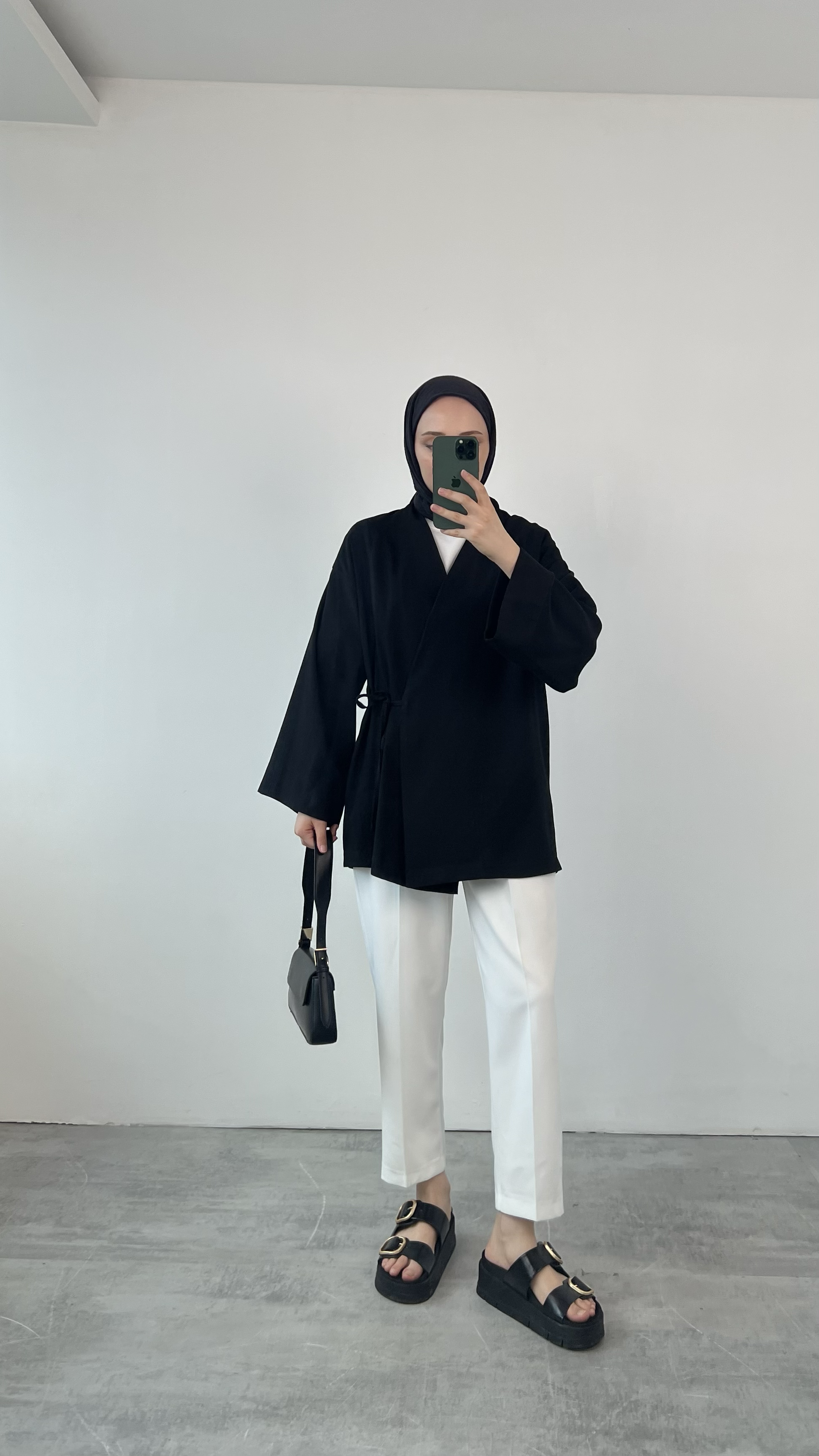Yazlık Kumaş Yandan Bağlamalı Kimono Siyah