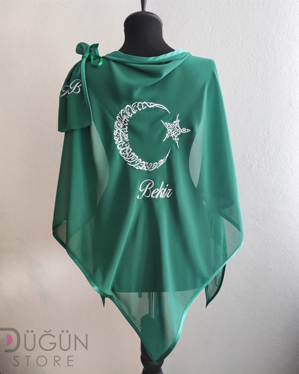 Gümüş Nakışlı Yeşil Damat Örtüsü isimli ve Eldiven
