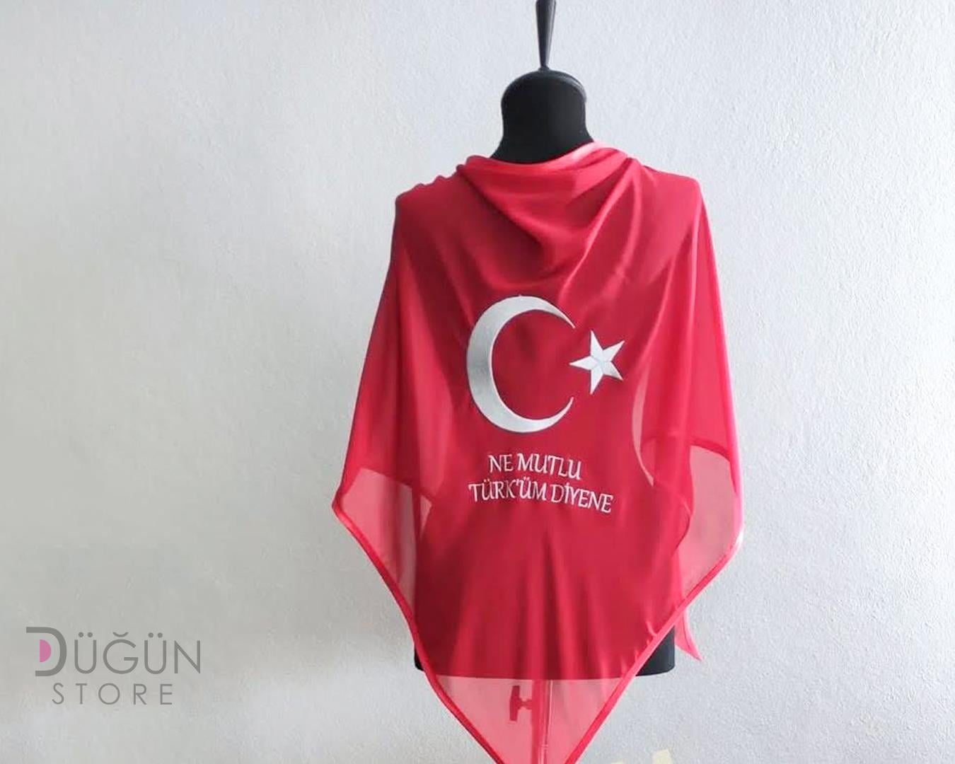 Ne Mutlu Türküm Diyene Asker Örtüsü