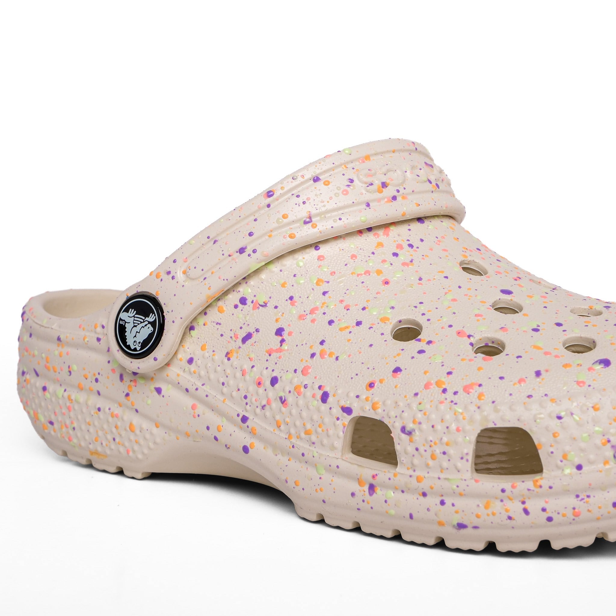 Crocs Terlik Classic Glow Paint 212495 KREM BOYALI - Crocs