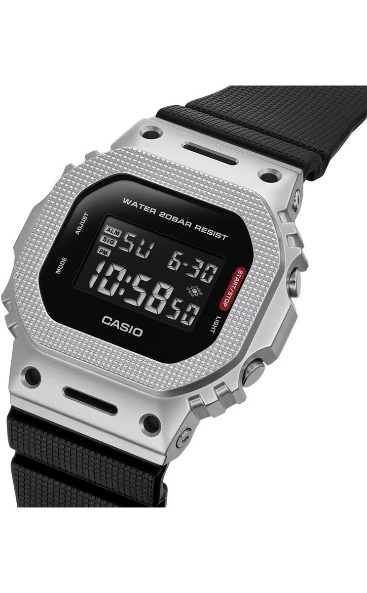 Casio G-Shock GM-5600M-1DR Erkek Kol Saati  