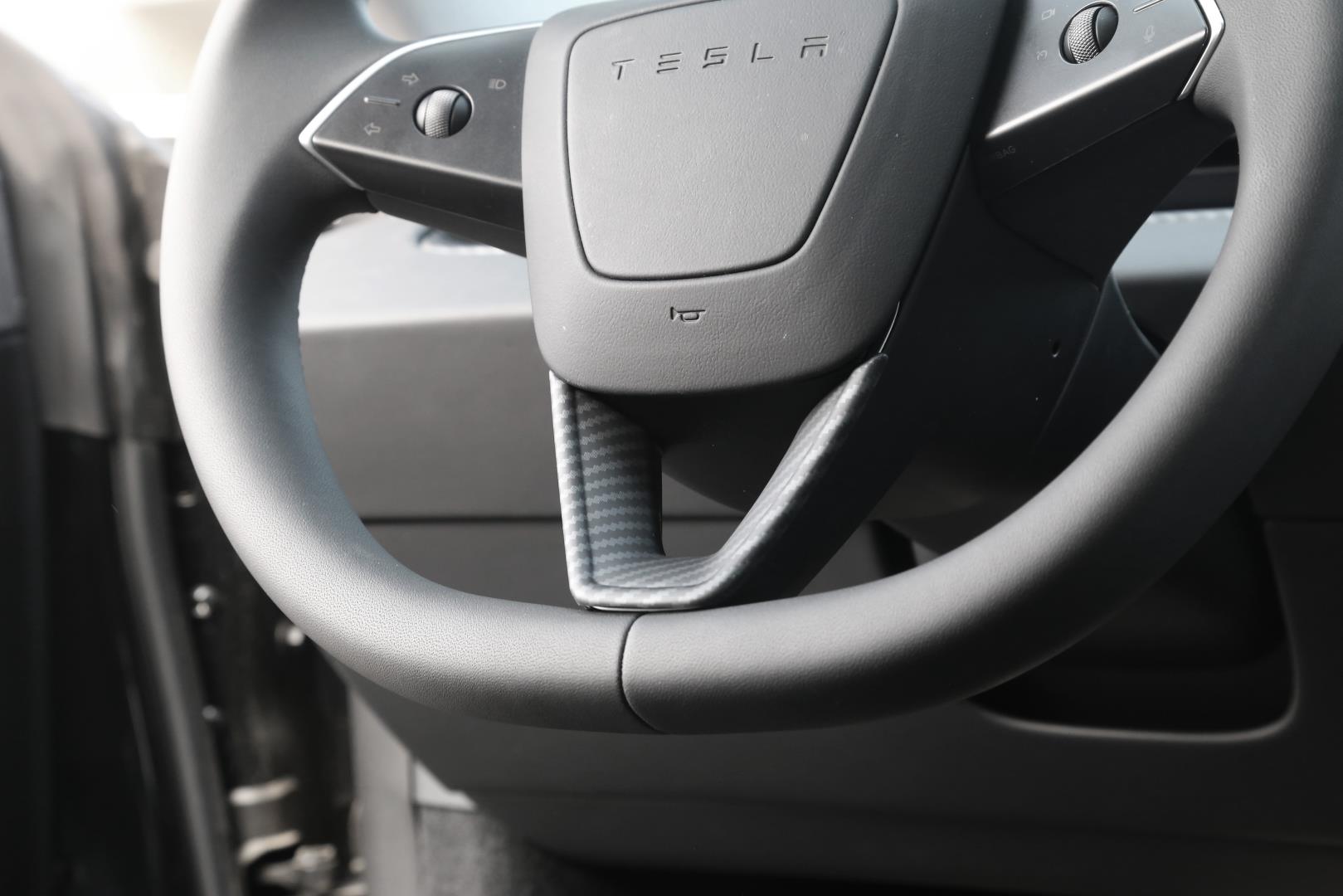 2025+ MODEL Y (JUNIPER) IÇIN DIREKSIYON ALT KAPLAMA KARBON BOYA