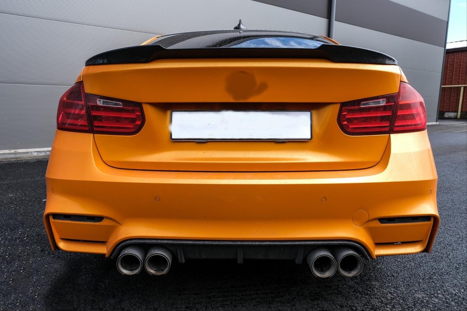 3 SERISI F30 2012-2018 IÇIN UYUMLU M3 GÖRÜNÜM BODY KIT ARKA TAMPON