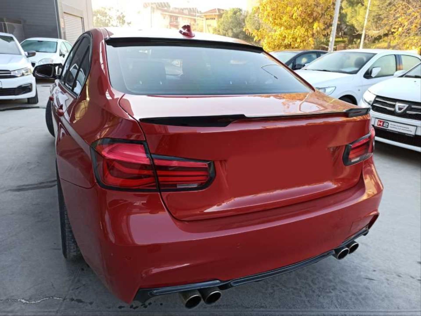 3 SERISI F30 3/S IÇIN UYUMLU  M4 GÖRÜNÜM SPOILER