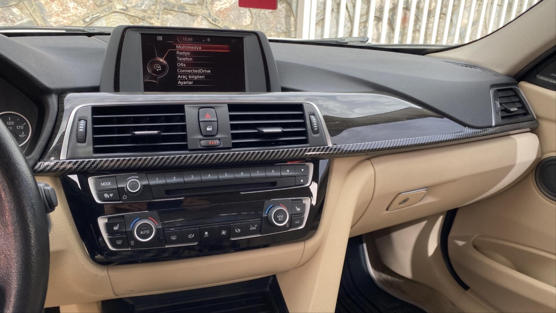 3 SERISI F30 GÖGÜSLÜK VE MENFEZ KAPLAMA SETI - PIANO BLACK 