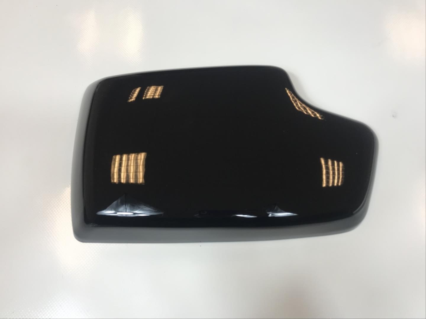 3 SERISI F30 IÇIN UYUMLU  KOL DAYAMA KAPLAMA - PIANO BLACK 