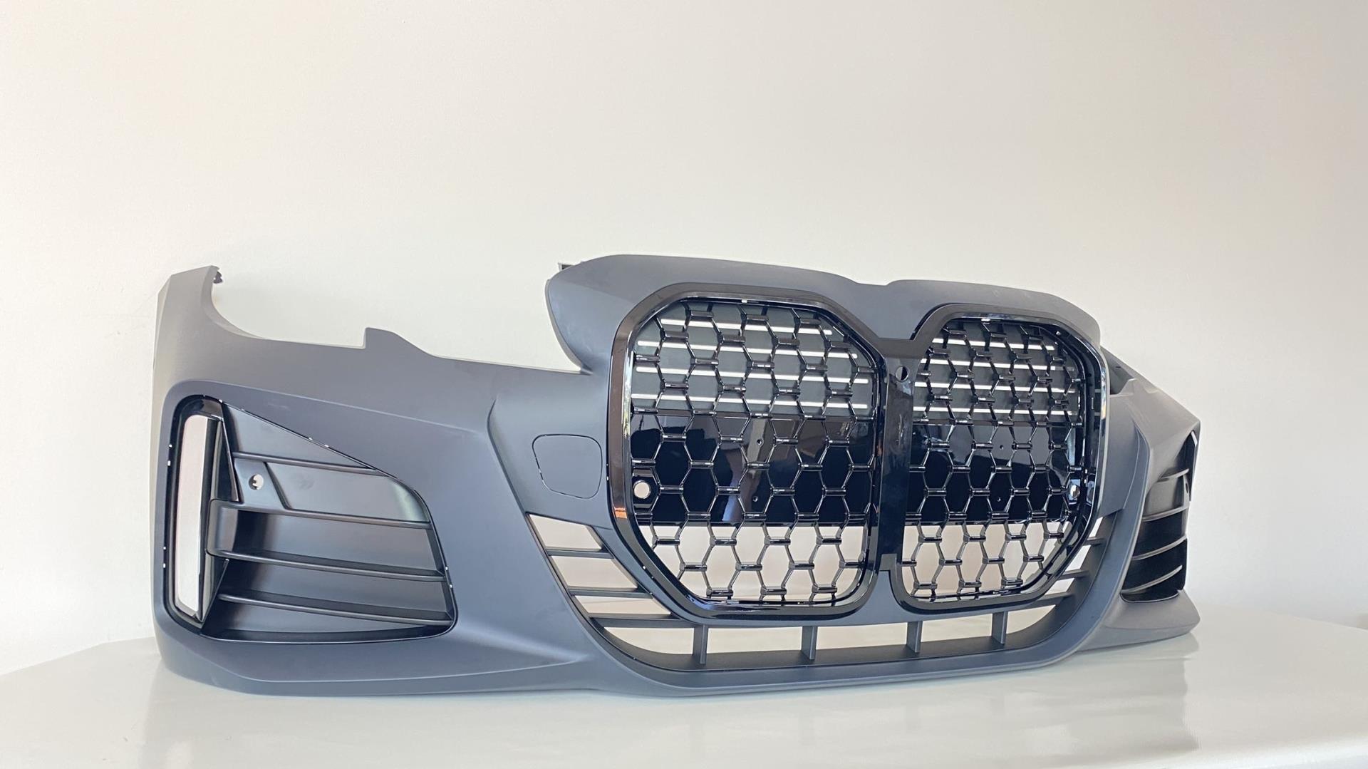 3 SERISI G20 IÇIN UYUMLU G22 DÖNÜSÜM BODY KIT (PIANO BLACK ÇERÇEVELI)  