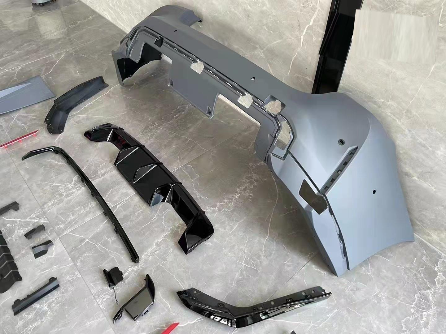 4 SERISI G22 M4 BODY KIT (ÖN ARKA TAMPON MARŞPİYEL PANJUR)  2 KAPI 
