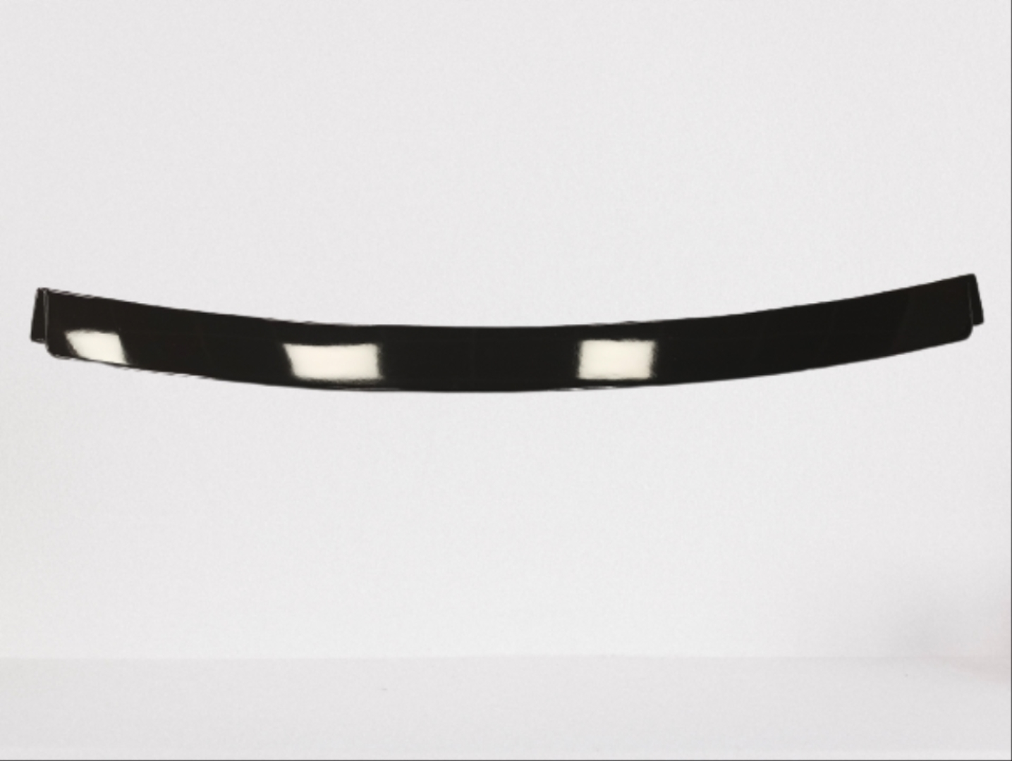 5 SERISI E60 2003-2010 CAMÜSTÜ SPOILER - PIANO BLACK (PARLAK SIYAH) 