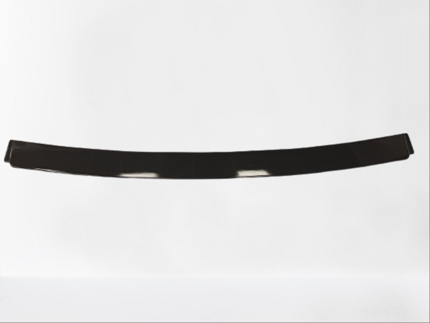 5 SERISI E60 2003-2010 CAMÜSTÜ SPOILER - PIANO BLACK (PARLAK SIYAH) 